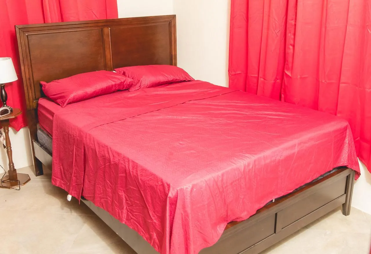 Frontline Apartments كرايست تشيرش